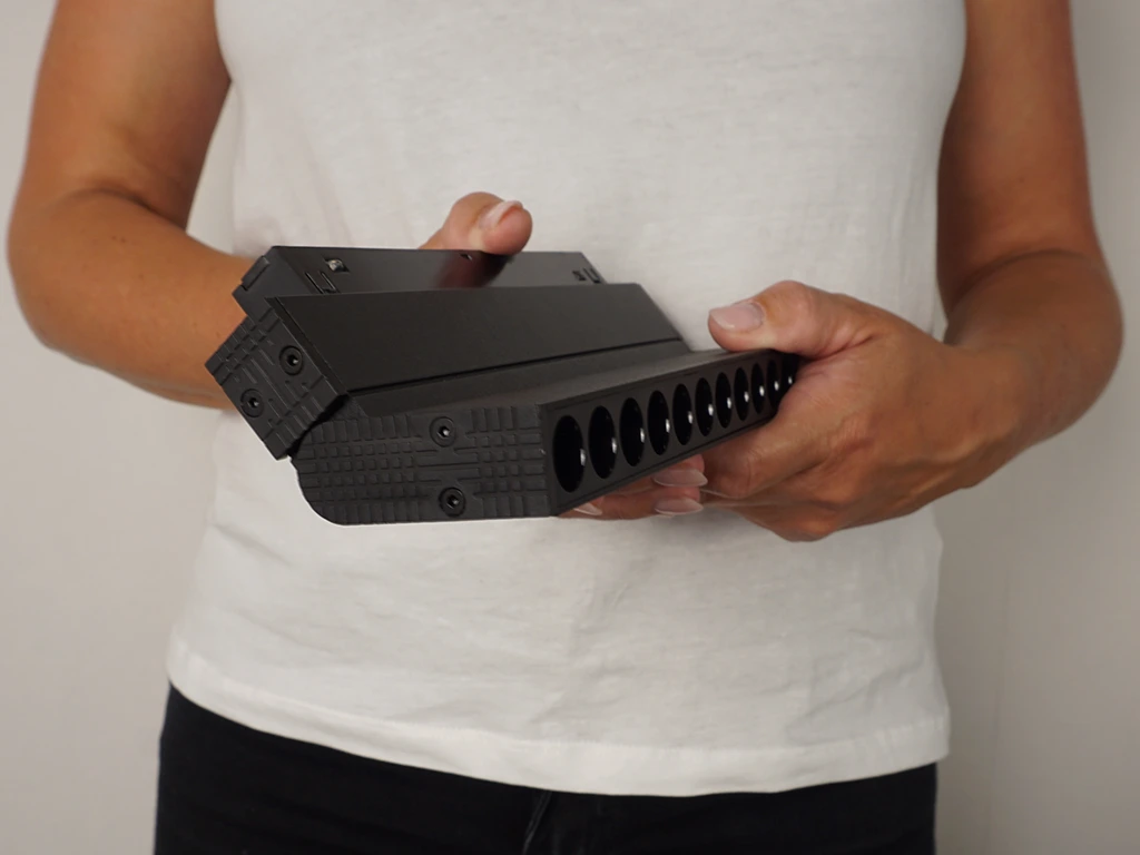 Magneet-dots-RGB-kantelbaar-zwart-zij.webp Richtbare dots 48V - Afbeelding 3